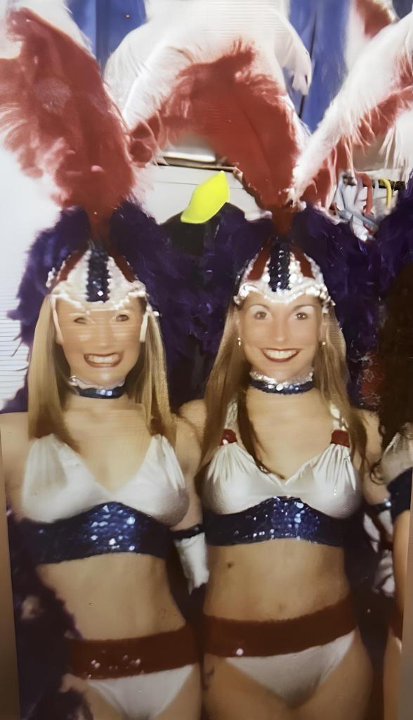 Encore academy school of singing and dancing